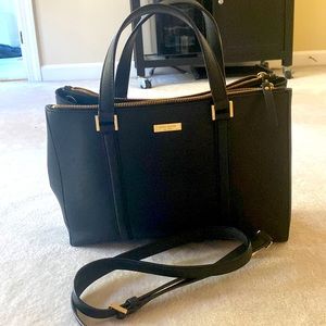 Kate Spade medium size bag with shoulder strap, brand new condition!